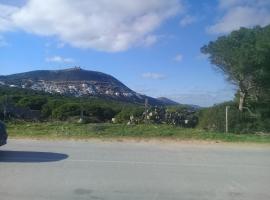 maison a louer a la grotte de bizerte、Dar el Koudiaのコテージ