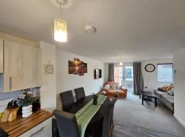 Ipswich - 3 Beds - Sleeps 6 - Private Garden