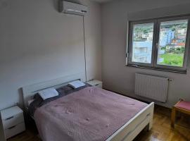 Luc 75 kvadrata stan sa dve spavce sobe, hotel din Trebinje