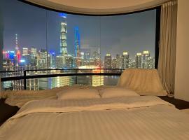 ZHome - HaiQi Garden - Four Bedroom Apartment on the Bund with Bund View, apartemen di Shanghai
