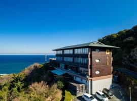 Shinpachiya, property with onsen in Toba