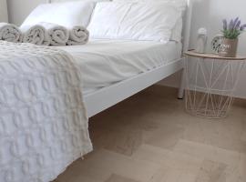 Νέος Πύργος Studio, cheap hotel in Neos Pirgos