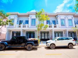 DRW Family House, hotel s parkiriščem v mestu Phumĭ Svay Thum