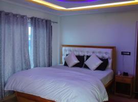 Paradise Point Hotel & Restro, hotel Bagdogra repülőtér - IXB környékén Dardzsilingben
