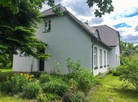 Ferienwohnung Alte Dorfschule, alquiler temporario en Lüssow