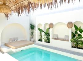 Tujuan Jogja Villas With Private Pool، منتجع في Jetis