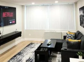 Cozy King Suite in the heart of Towson