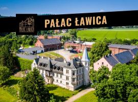 Pałac Ławica, farm stay in Kłodzko