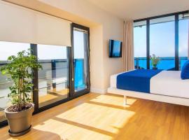 Orbi City with sea view, hotel a Batumi