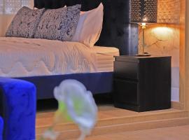 Luxury rooms tetuan، فندق في تطوان