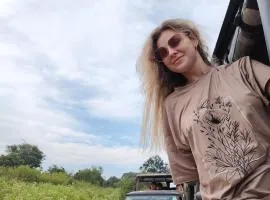 Thuduwa Hostel and Safari