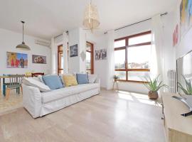 YCH-Appartamento Luminoso a San Pietro
