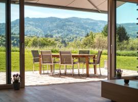 Traumhaftes Ferienhaus am Lateinberg - 8455 Eibiswald Südsteiermark, tradicionalna kućica u gradu 'Eibiswald'