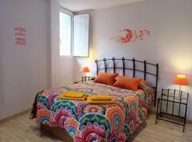 La Casita de Diana Laredo, Casco Antiguo, parking free