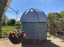 Moon Pod
