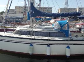 SY NEY, hotel di Mangalia