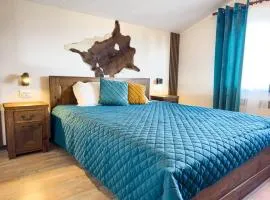 Private cozy at Alpin Lodge Studio + SPA Complex