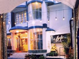 Hotel Niladri Palace, hotell nära Bagdogra flygplats - IXB, Siliguri