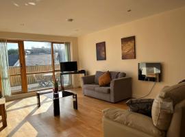 5 Courthouse Square Clifden, hotel in Clifden