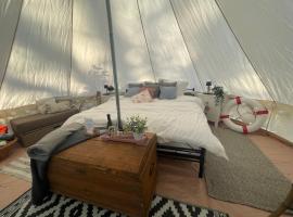 Glamping Zelt, hotel with parking in Templin