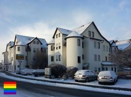 Little Castle near Airport and Messe, hotel with parking in Steinenbronn