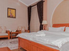 HOTEL DIOR, Hotel in Duschanbe