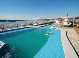 Five Star Nile Cruise from Aswan to Luxor, מלון באסואן