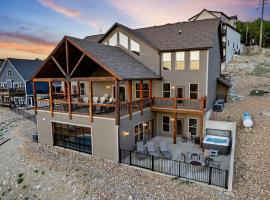 Chateau on the Cove, beach rental in Branson