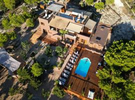 Villa Barbarosa, hotel com banheiras de hidromassagem em Es Arenals