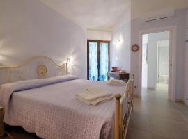 CASA AZZURRA - BLUE HOUSE, hotell i Teulada