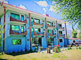 ์ค์นด๋ฅด๋์ ์์นํ ํธํ
Lashari Resort