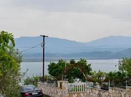 Ksamil Sea&Lake view Escape