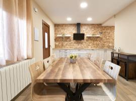 Casa Rural El Paloteo, country house in Segovia