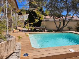 Maison avec piscine à 3min à pied de la mer, hotel v destinaci Canet-en-Roussillon