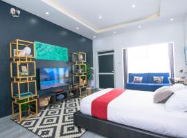 Beau Fahy Nyali studio apartment, hotel cerca de Nyali Golf Couse, Mombasa