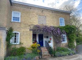 The Old Mill Cottage, pet-friendly hotel in Fakenham