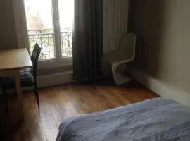 Chambre privative sur Paris