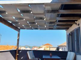 Accommodation Centar, Murter, hotel v Murteru