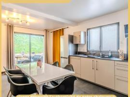 Chic Vanilla Home, Maison moderne entre Annecy et Genève, villa in Cruseilles