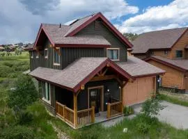 2002 Lupine Lane