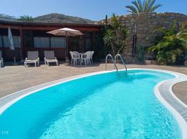 ANFI TOPAZ VILLA TAURO GOLF & BEACH 3 bedrooms 4 bathrooms private pool, cottage in Mogán