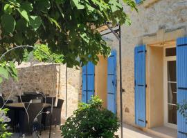 Gîte des Vignerons, hotel em Salles-d'Aude