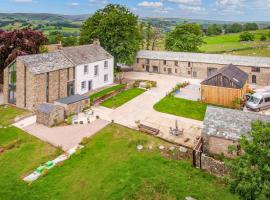Fieldgate House, holiday home in Bampton
