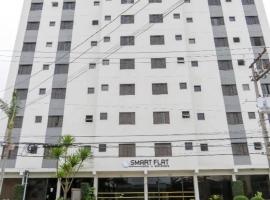 Viesnīca LEON MARIA HOSPEDAGENS - Smart Flat Hotel e Residence pilsētā Moži das Kruzisa
