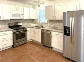 Private room near downtown Dallas