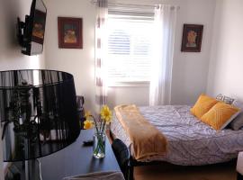 Nimo Homestay, hotell i Guelph