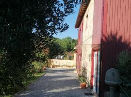 Casa Campo do Telhado, hotel in Caldelas