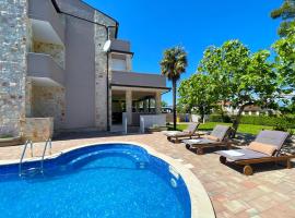 Villa SoulSet with swimming pool, מלון למשפחות בונטאצ'יצ'י