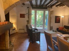 Appartement cosy, отель в городе Малосен