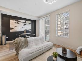 Luxury & Modern Irvine Apt, hotel en Santa Ana